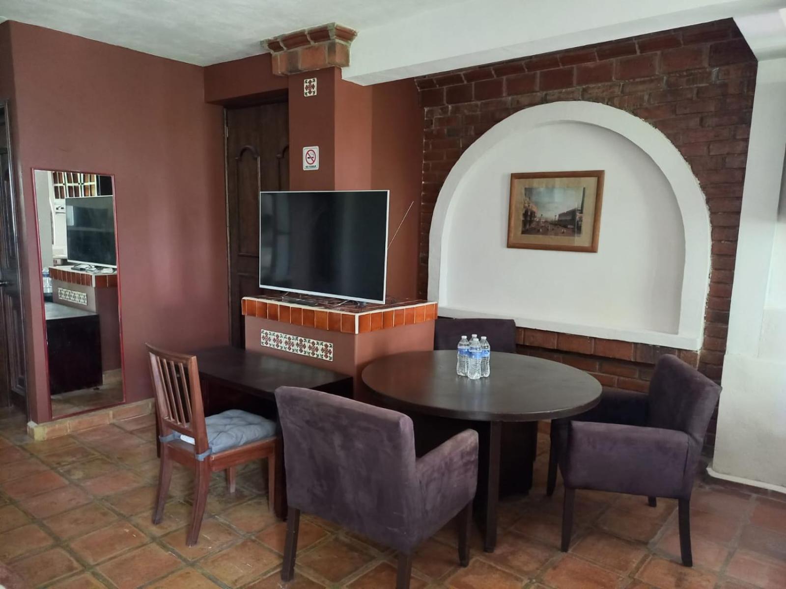 Solache Inn Zitacuaro Bilik gambar